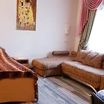 Om Shanti Bed & Breakfast