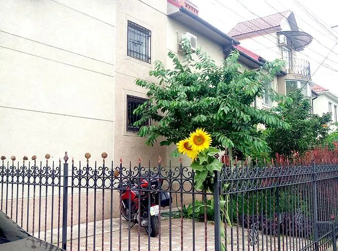 Bed & Breakfast Om Shanti 3*